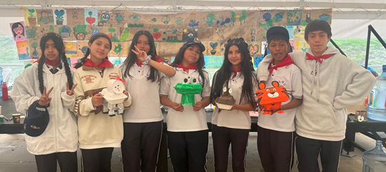 Estudiantes secundaria campamento Comfaboy